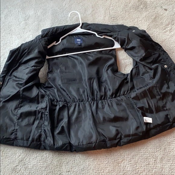 GAP black puffer vest - Picture 5 of 5